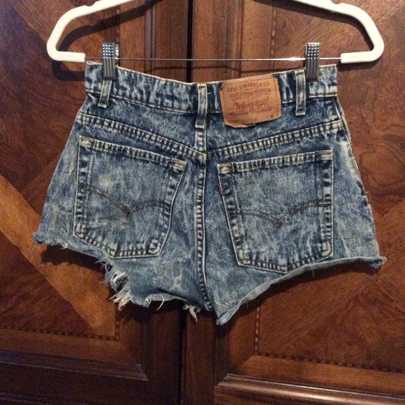 Levi shorts price drop - Picture 3 of 4